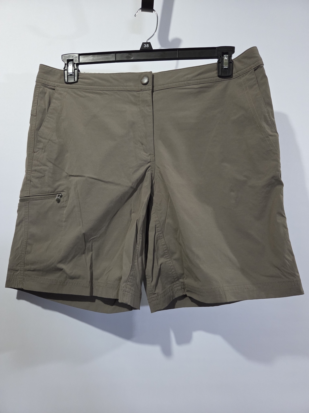 L. L. Bean Cargo Shorts 14